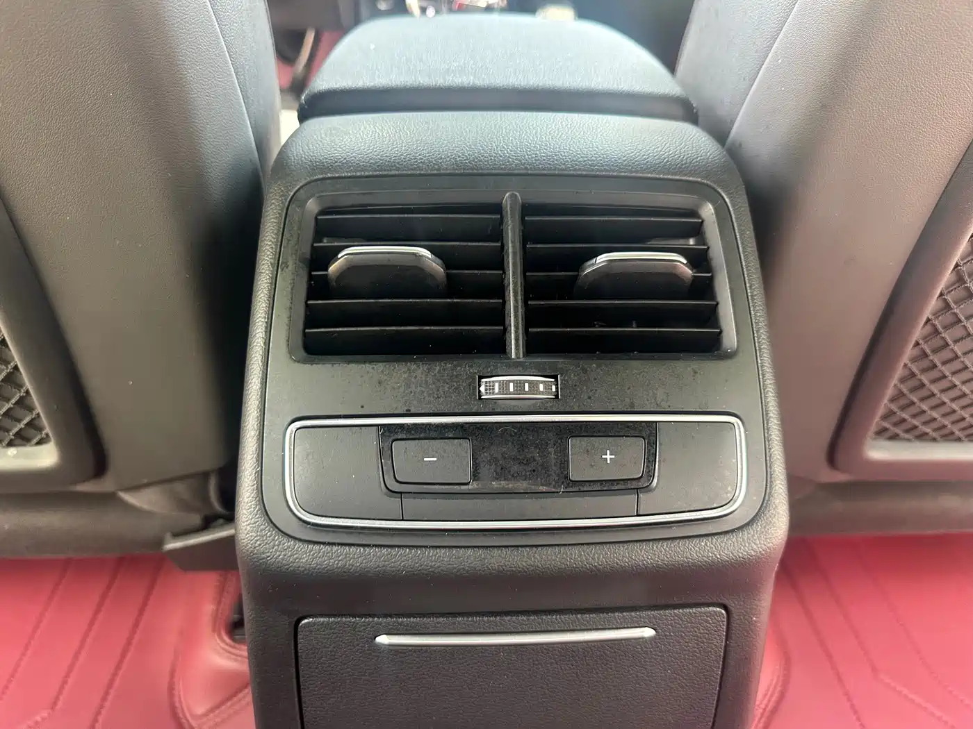 Audi A4L 2020 45 TFSI quattro Premium Dynamic фото 13