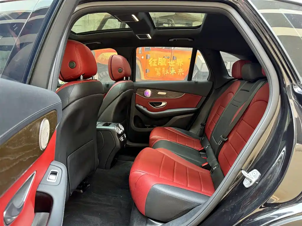 Mercedes-Benz GLC 2020 Facelift GLC 260 L 4MATIC Luxury фото 10