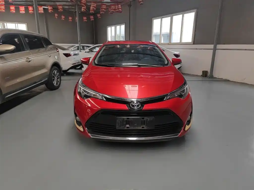 Toyota Levin 2017 Facelift 185T CVT Elite (China V) фото 3