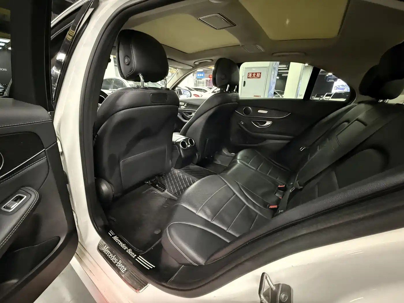 Mercedes-Benz C-Class 2016 C 200 L Sport фото 5