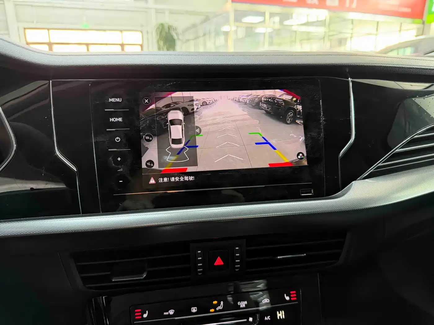 Volkswagen Passat 2022 280TSI Elite Edition фото 12