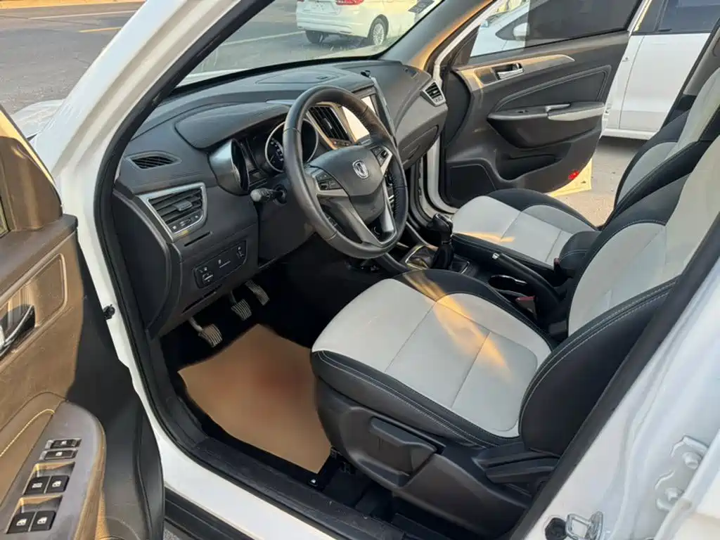 Changan CS35 2018 2017 1.6L Manual Luxury