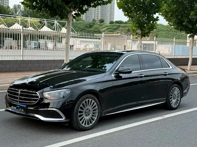 Mercedes-Benz E-Class 2021