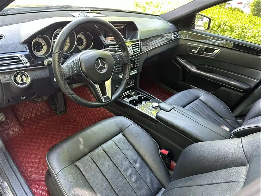 Mercedes-Benz E-Class 2015 E 260 L Sport фото 18