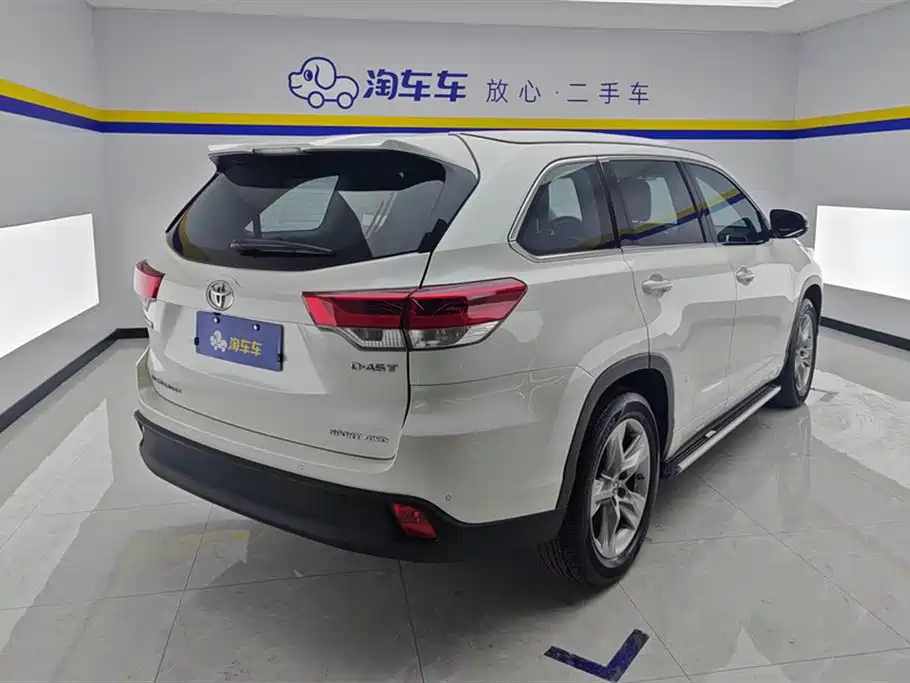 Toyota Highlander 2018 2.0T 4WD Luxury 7-seater China VI фото 3