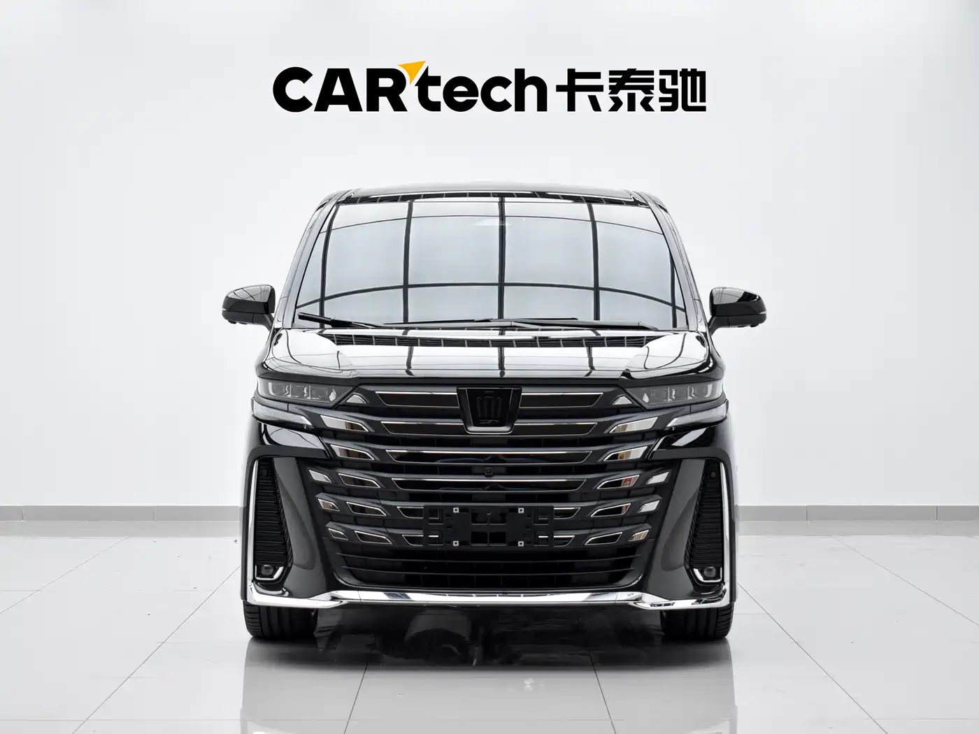 Toyota Vellfire 2024 Crown Hybrid 2.5L Executive Premium Edition фото 2