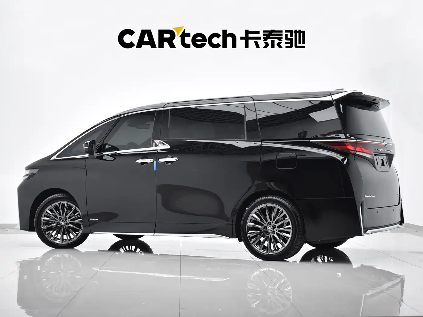 Toyota Vellfire 2024 Crown Hybrid 2.5L Executive Premium Edition фото 24