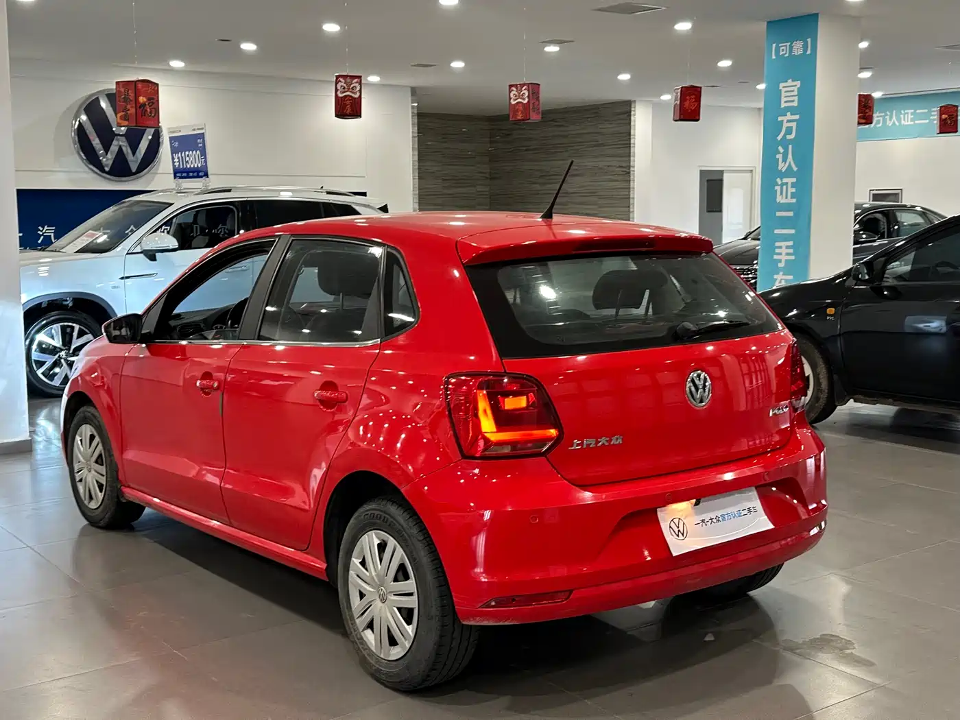 Volkswagen Polo 2016 1.4L Automatic Trend фото 8