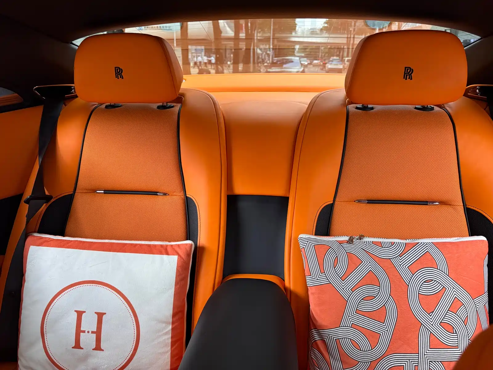 Фото 14 - Rolls-Royce Wraith