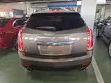 Photo 6 - Cadillac SRX