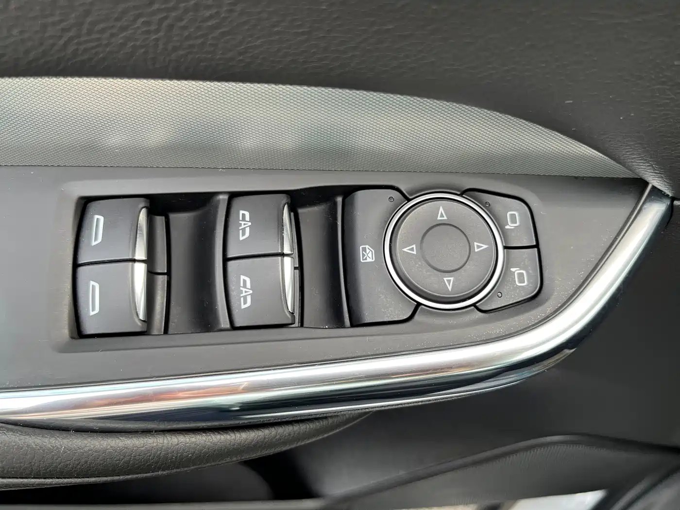 Cadillac XT4 2020 28T FWD Leading Trim фото 17