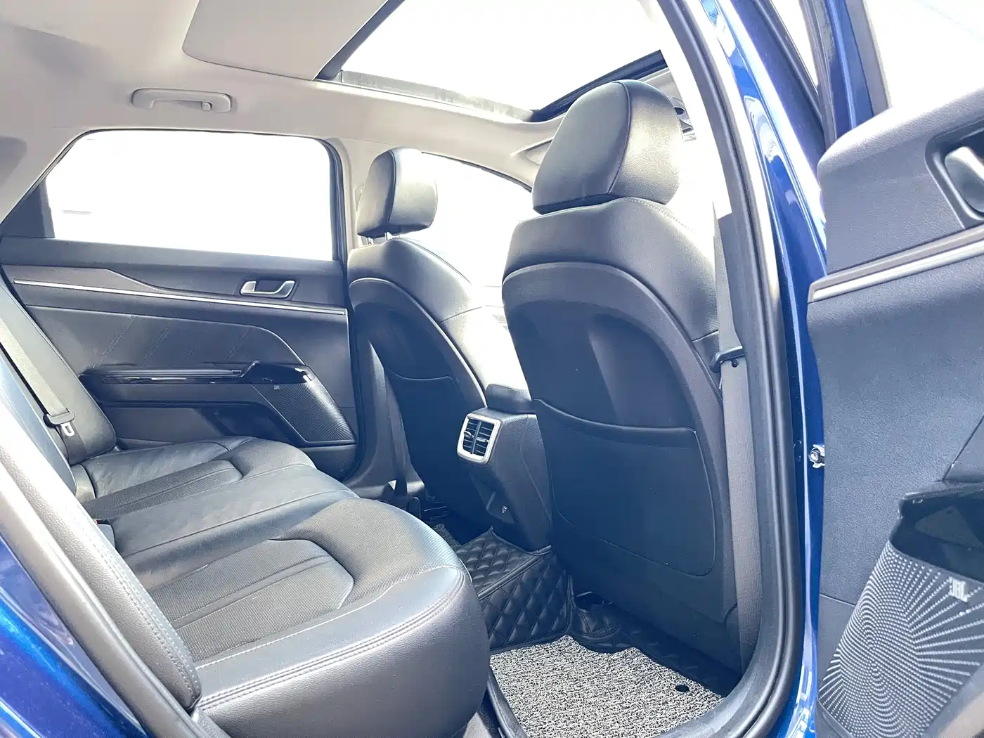 Kia K5 2020 270T CVVD Luxury Tech Version фото 8