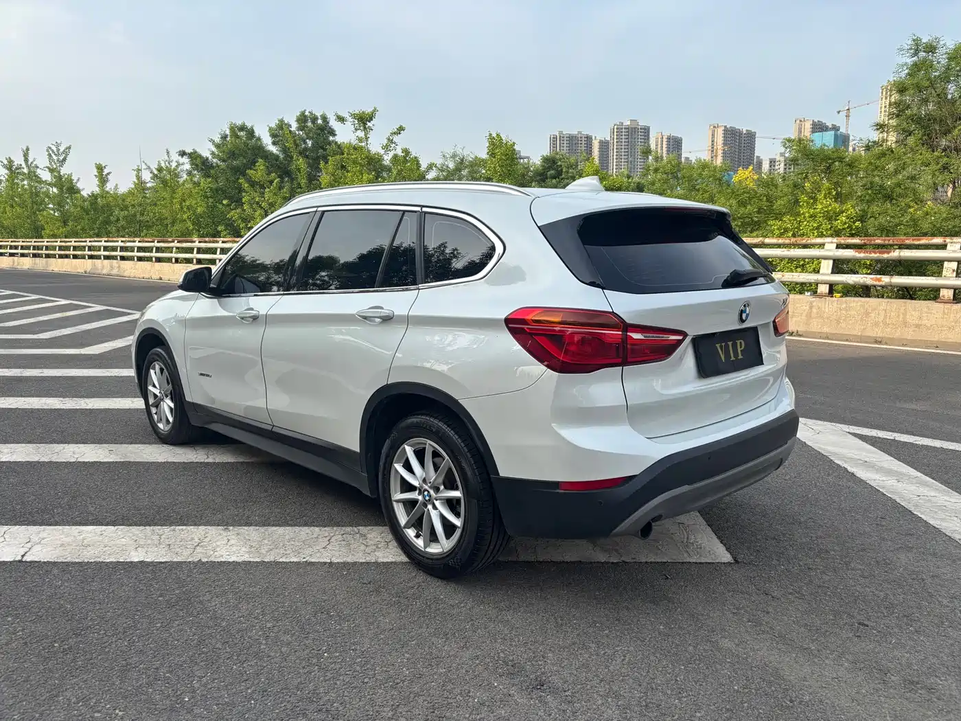 BMW X1 2018 sDrive18Li Fashion Model фото 7
