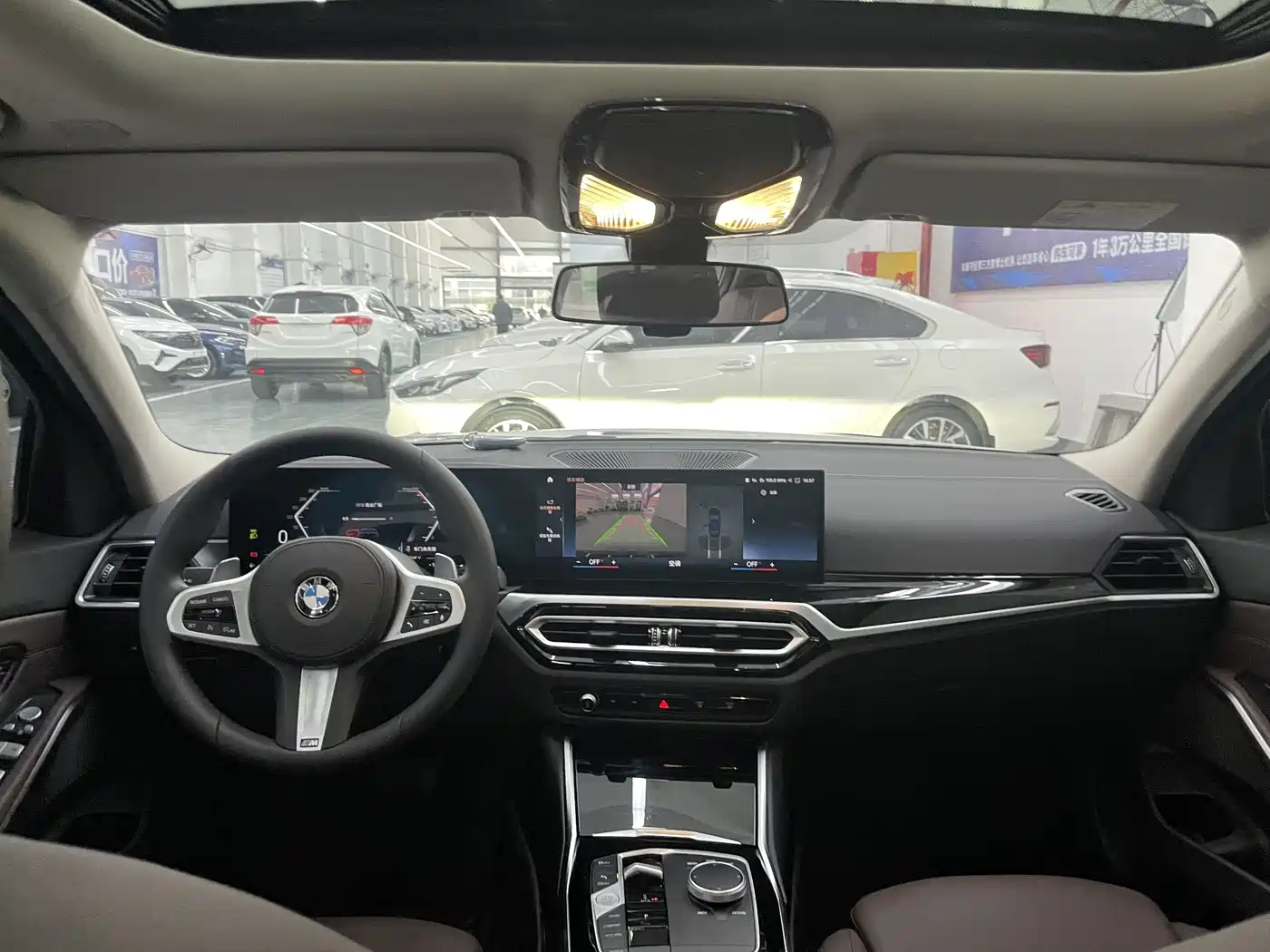 BMW 3 Series 2023 320Li M Sport Package фото 22