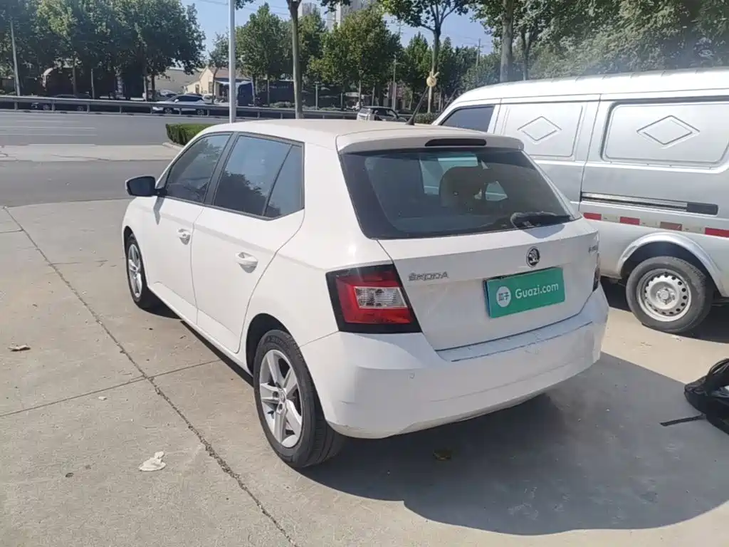 صورة 5 - Škoda Fabia