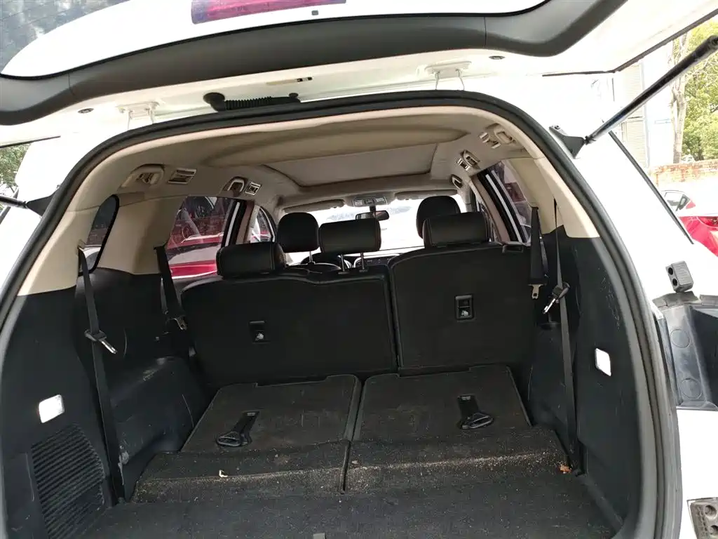 BYD Song MAX 2017 1.5T Auto Smart Connect Premium 7-seater фото 16