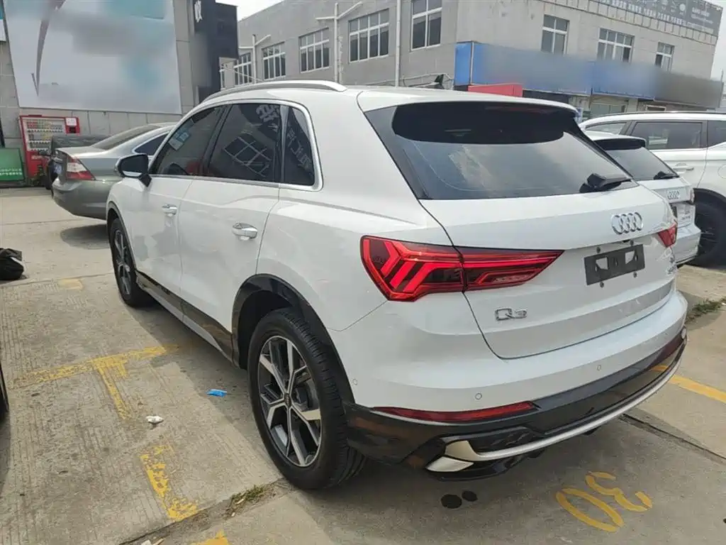 Audi Q3 2024 35 TFSI Fashion Elegance фото 5