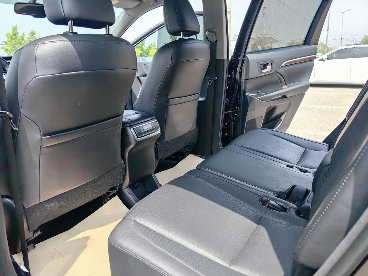 Toyota Highlander 2017 2.0T 4WD Ultimate 7-Seater фото 7