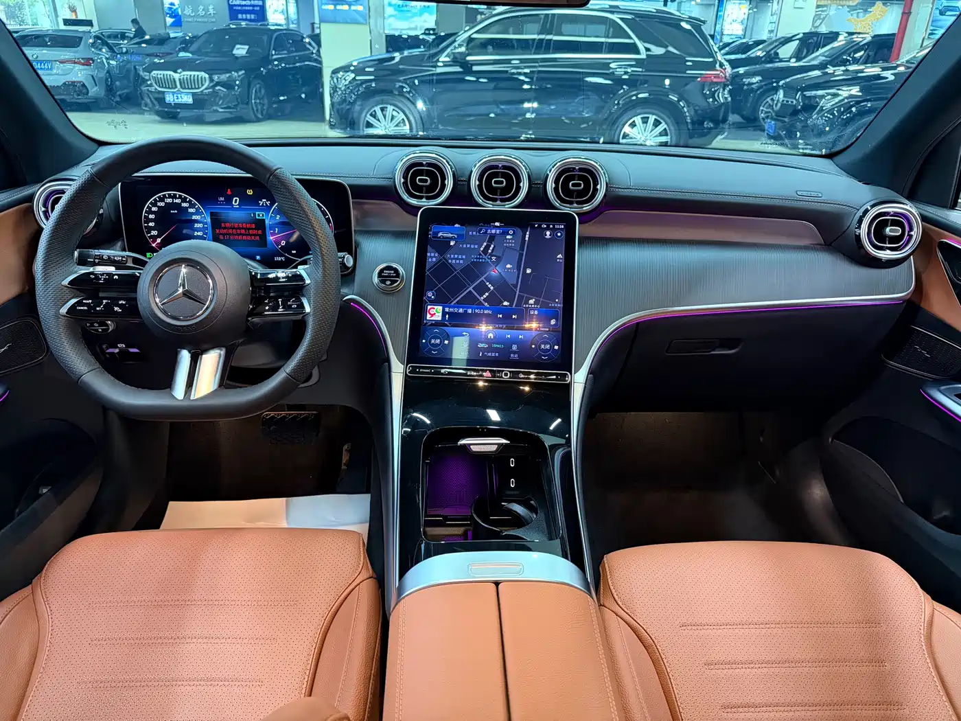 MERCEDES-BENZ GLC