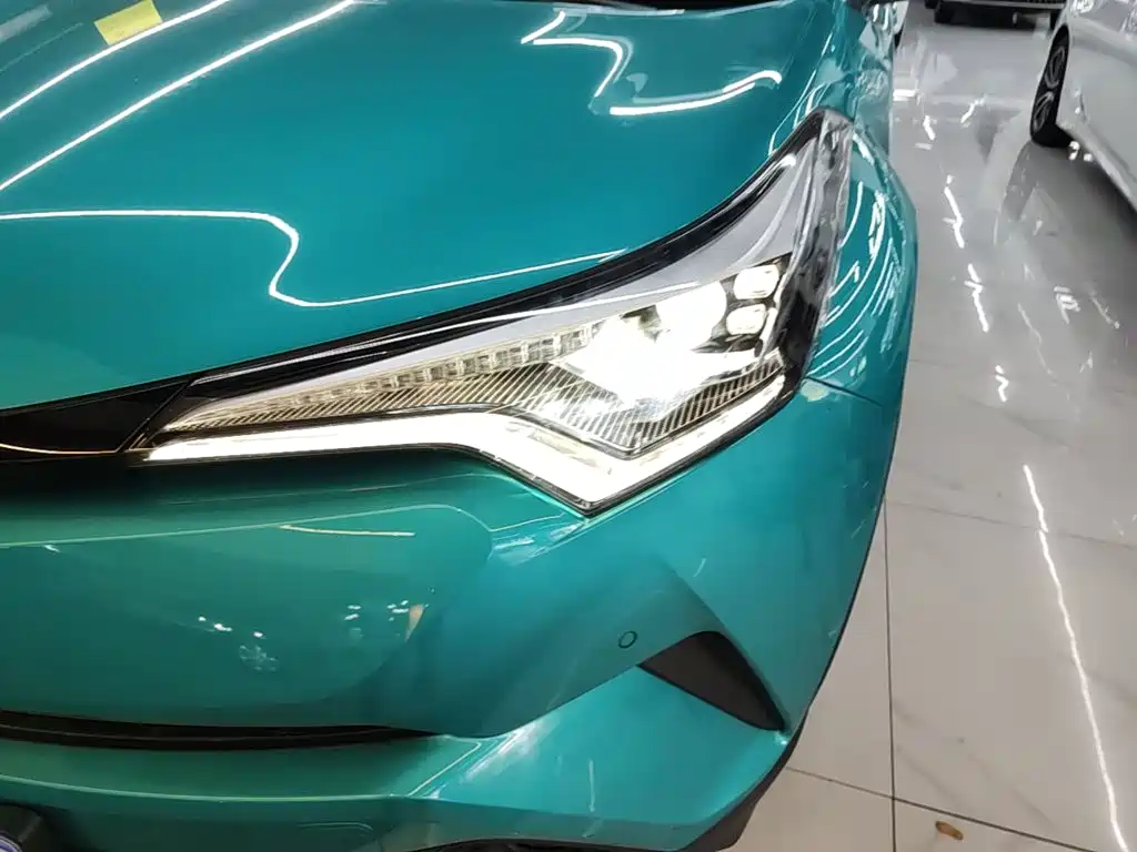 Photo 24 - Toyota C-HR