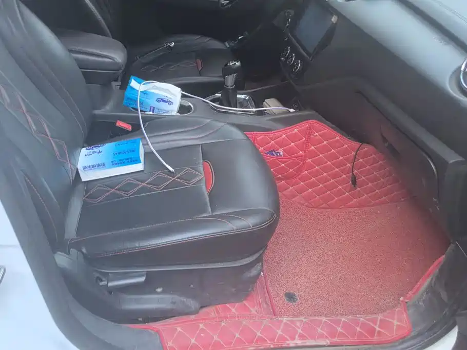 Soueast DX3 2018 2018 1.5L Manual Luxury