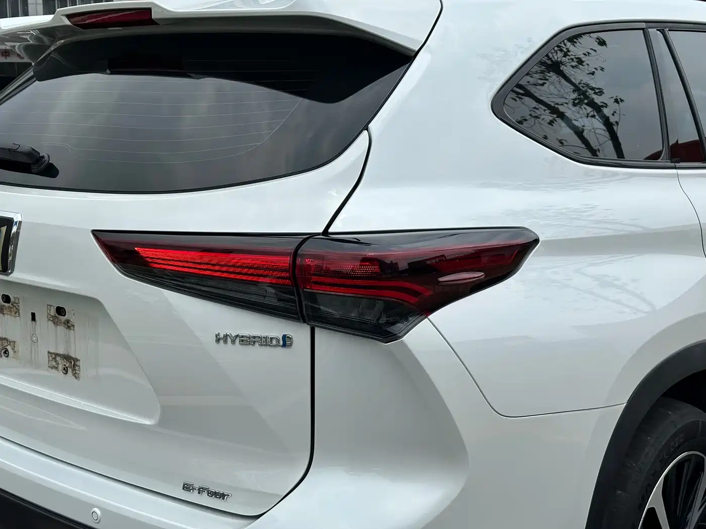 Toyota Crown Kluger 2023 2.5L HEV AWD Luxury Edition фото 14