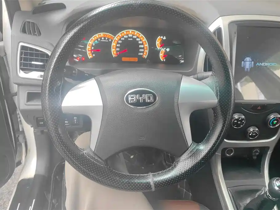 BYD F3 2015 Energy-saving Edition 1.5L Manual Comfort фото 15