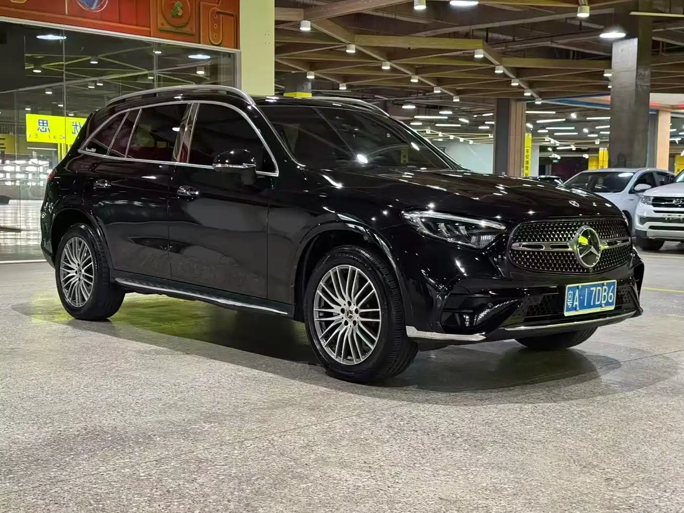 Фото 3 - Mercedes-Benz GLC