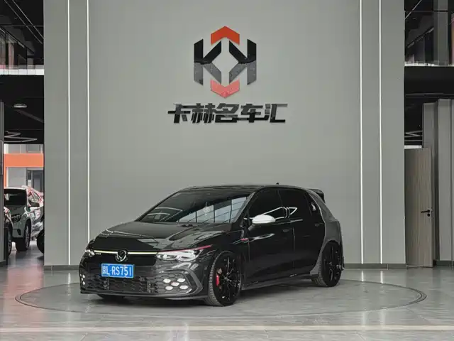 VOLKSWAGEN GOLF GTI