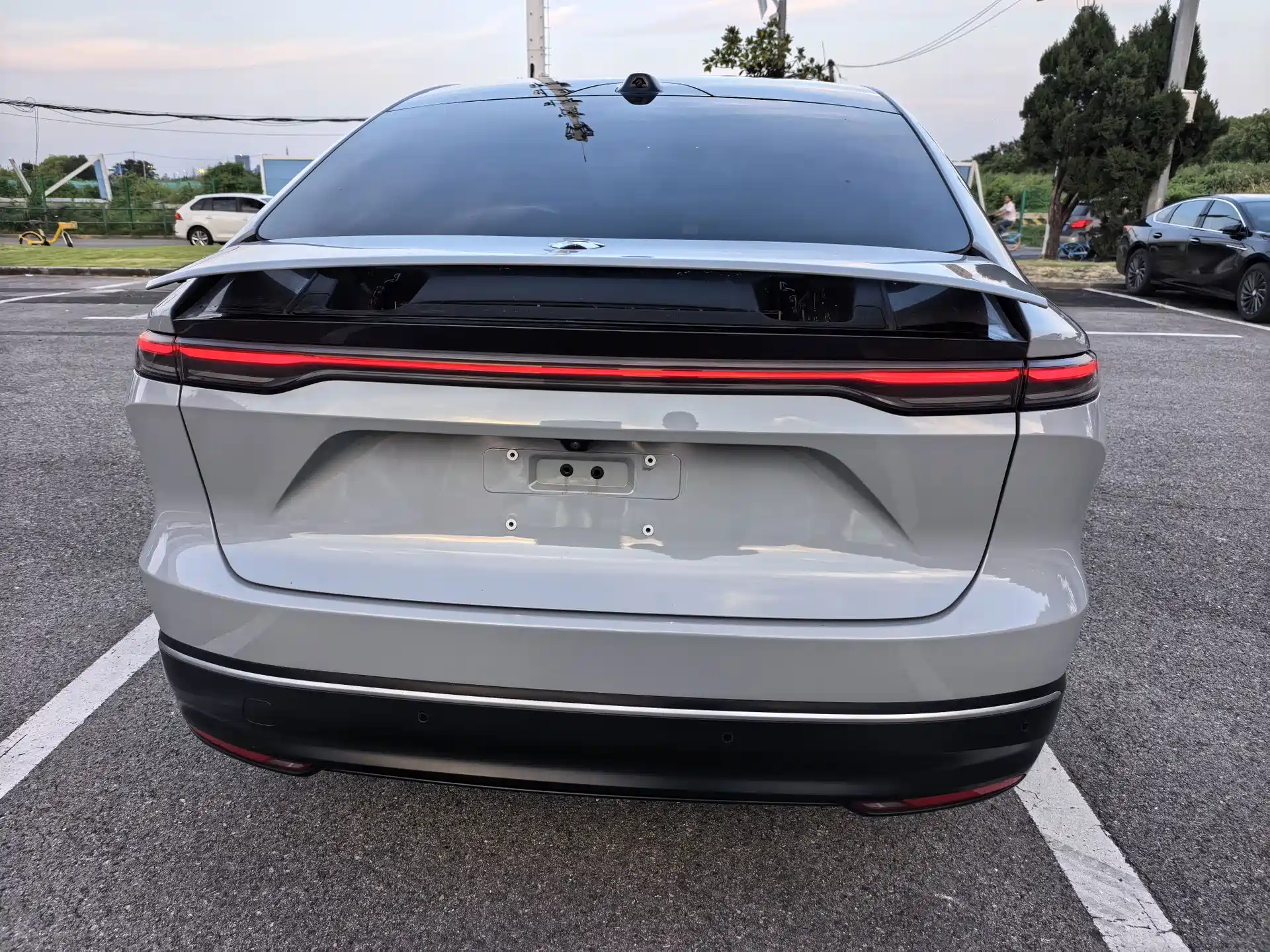 Фото 6 - NIO EC7