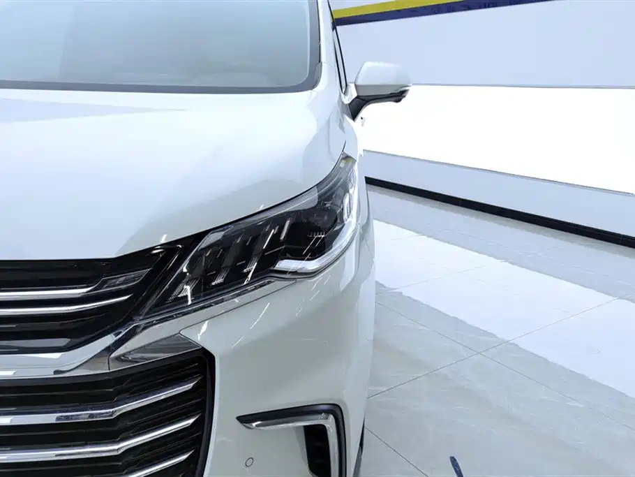 SAIC MAXUS CHASE G50