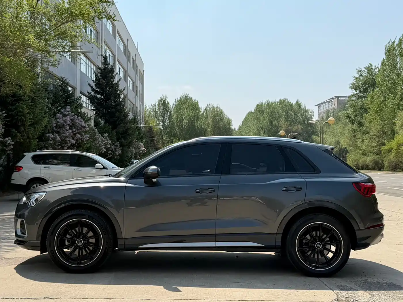 Audi Q3 2022 35 TFSI Fashion Elegance фото 8