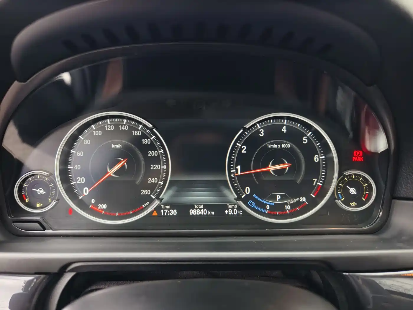 BMW 5 Series 2014 520Li Elegance фото 8