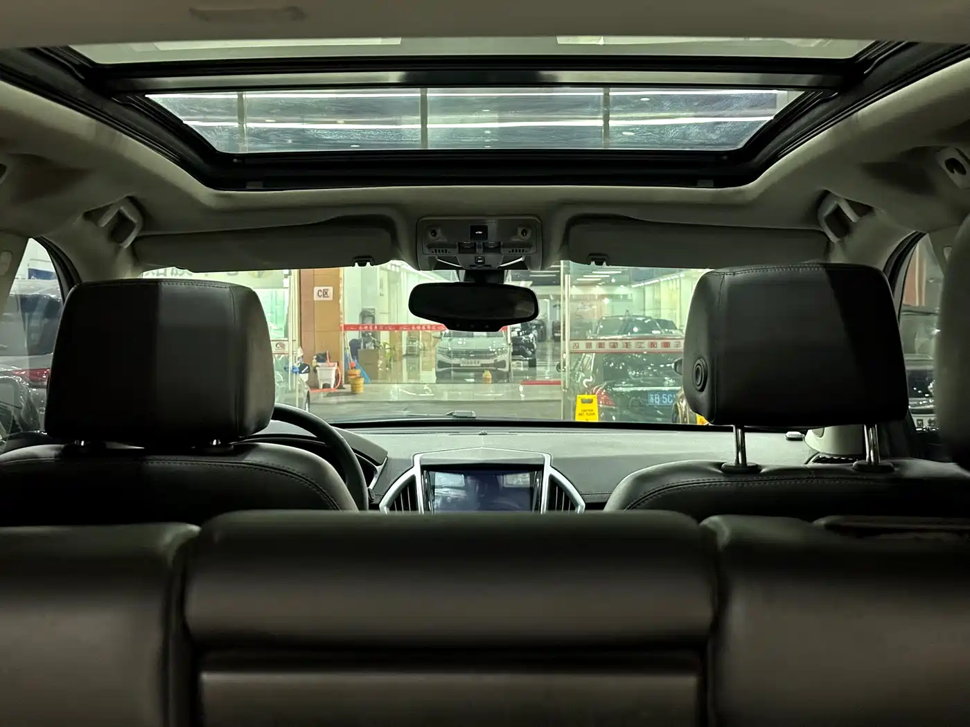 Cadillac SRX 2014 3.0L Comfort Model фото 29