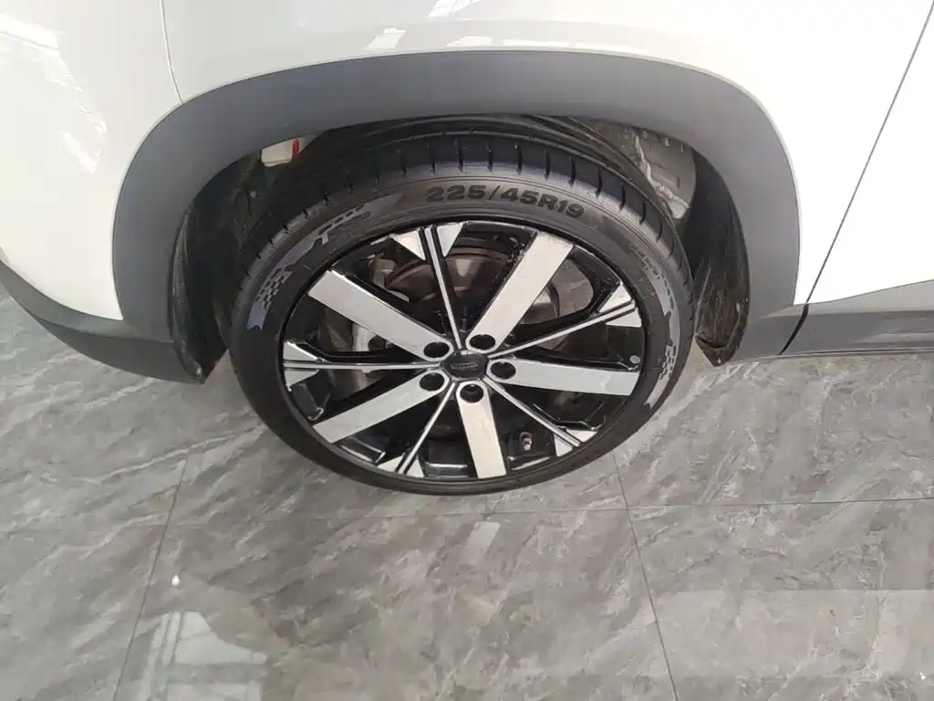 Geely ICON 2023 2023 Model 1.5TD Chocolate Deluxe Edition