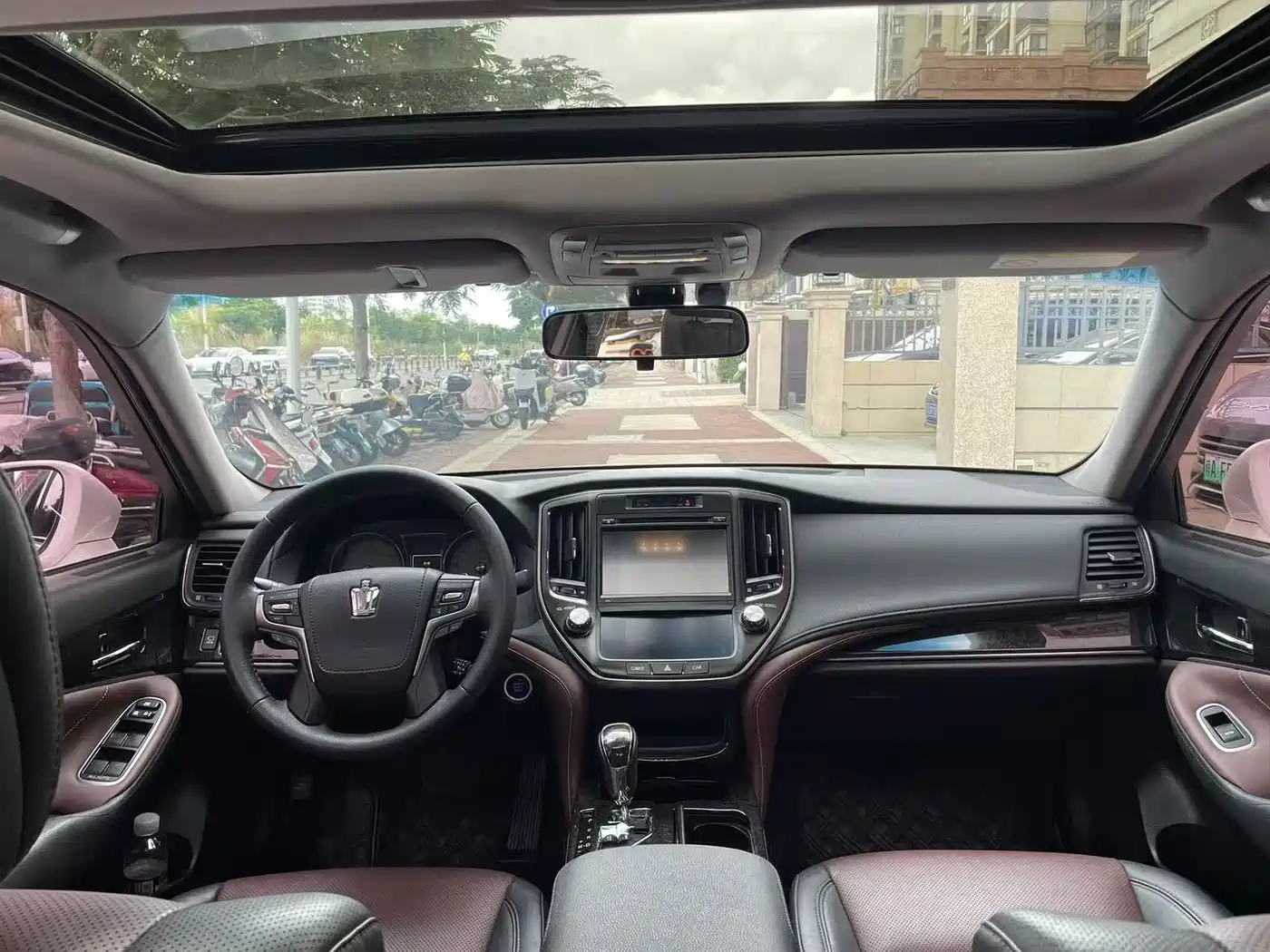 Toyota Crown 2018 2.0T Sport Edition фото 5
