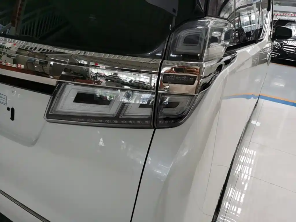 Toyota Vellfire 2019 2019 Hybrid 2.5L HV Premium Edition