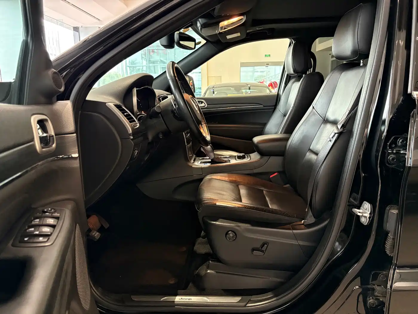 Jeep Grand Cherokee (Import) 2020 2020 3.0L Elite Navigation Edition
