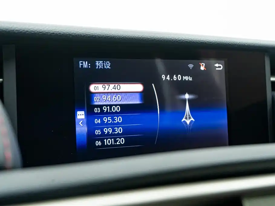 Lexus IS 2015 200t F SPORT фото 13
