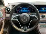 صورة 7 - Mercedes-Benz E-Class