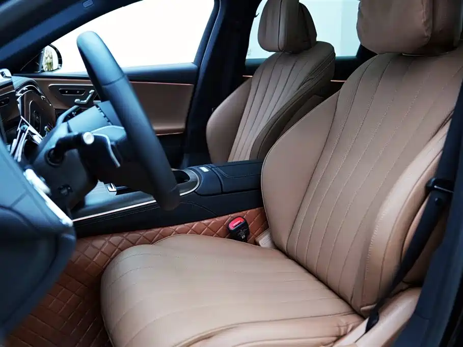 Mercedes-Benz E-Class 2024 Model E 300 L Luxury фото 7