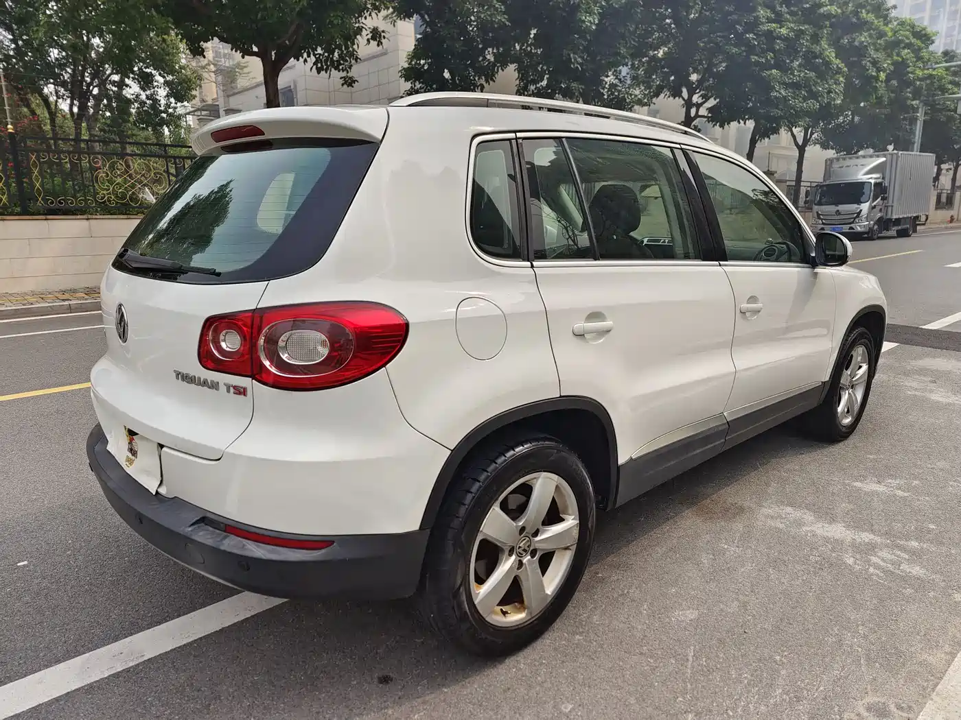 Volkswagen Tiguan 2010 1.8TSI Automatic 2WD Elite фото 7