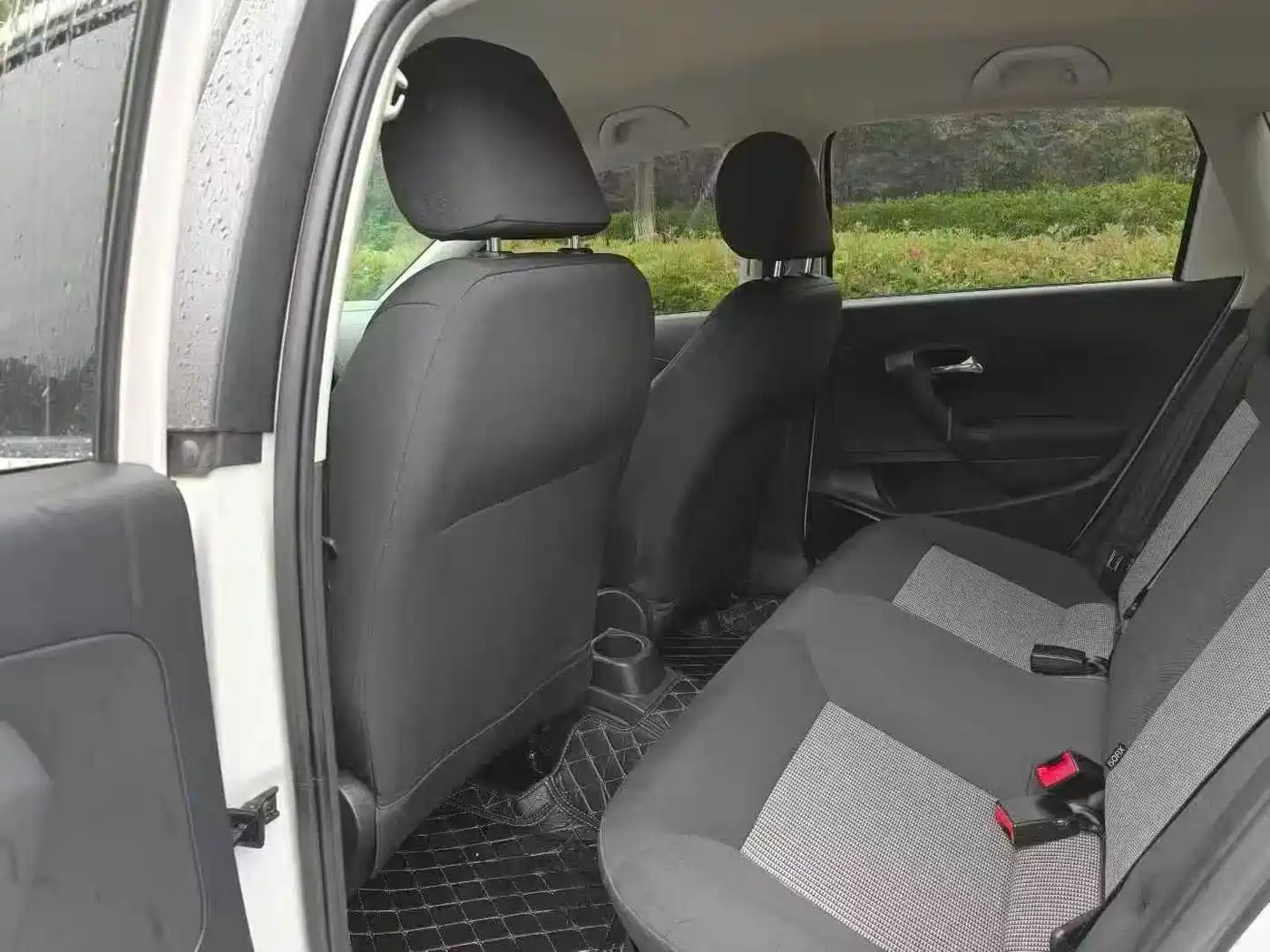 Volkswagen Polo 2018 1.5L Auto Safe Drive фото 6