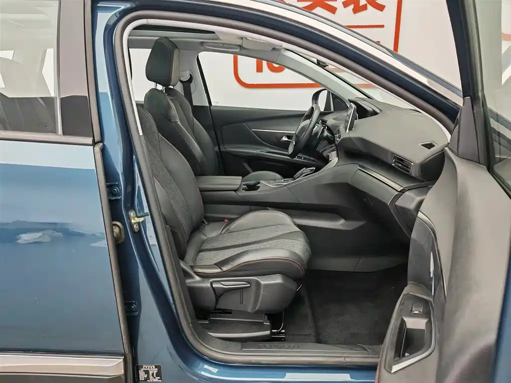 Peugeot 5008 2017 380THP 7-seat Elite Edition фото 23