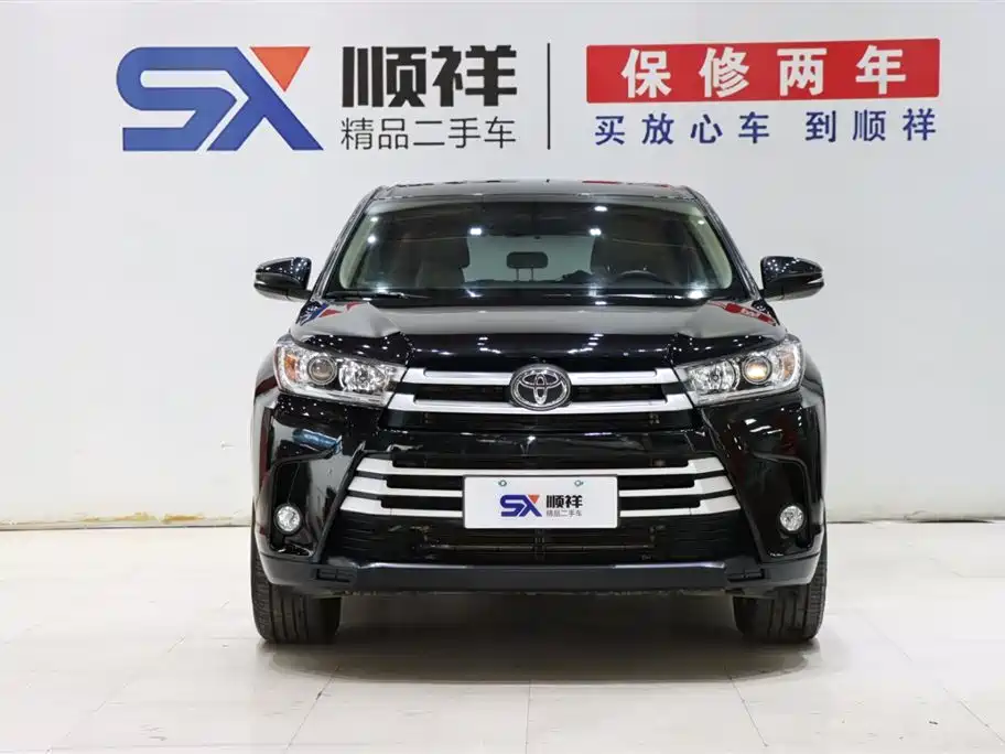 TOYOTA HIGHLANDER