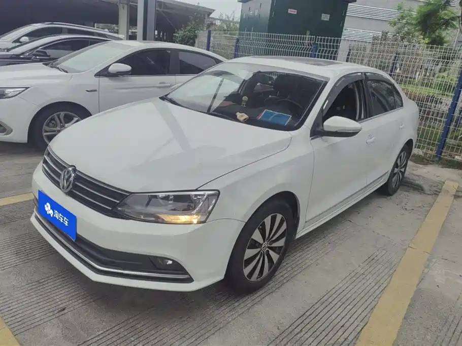 Volkswagen Sagitar 2017 1.6L Automatic Comfort