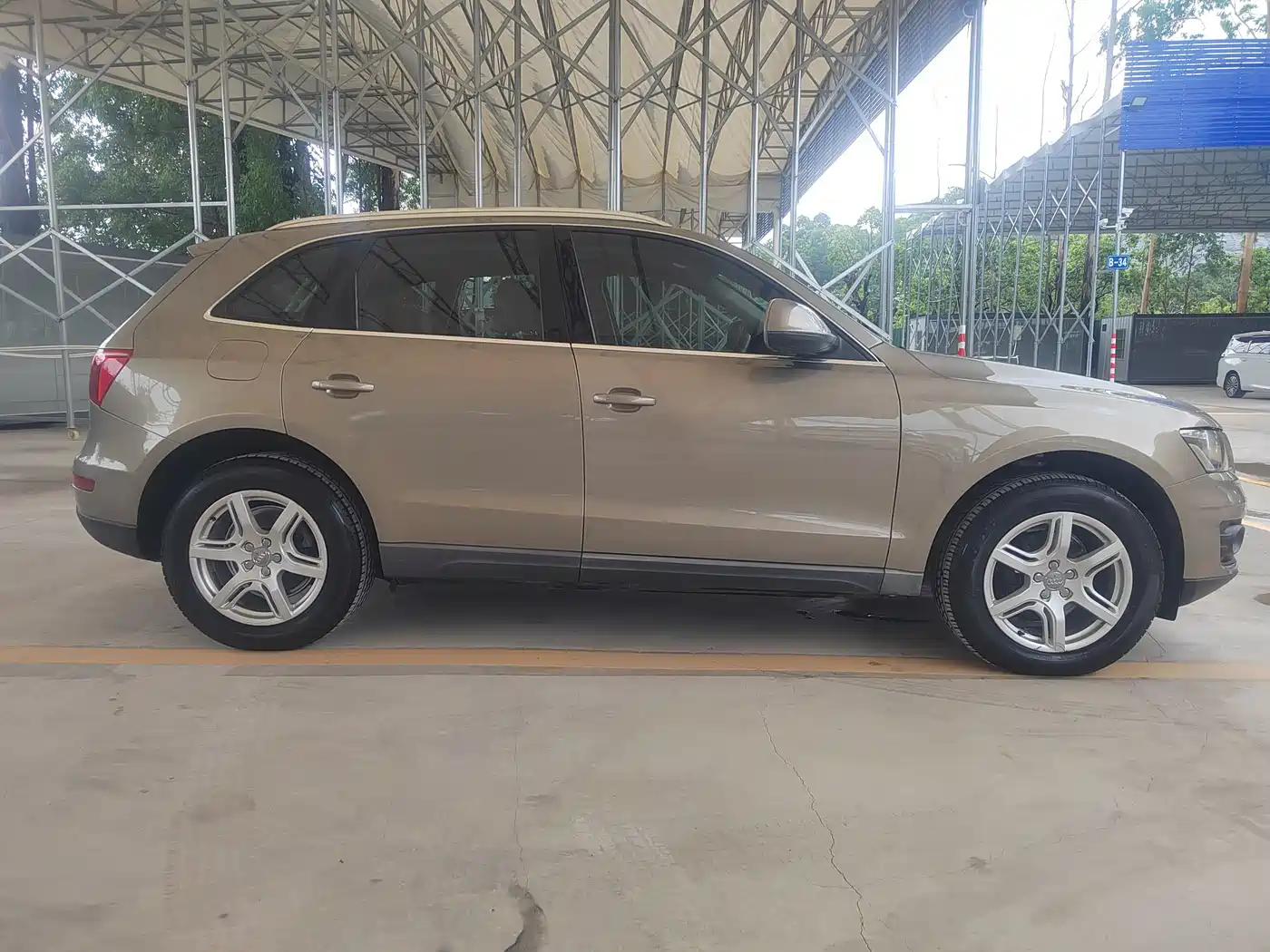 Audi Q5 2011 2010 2.0TFSI Progressive