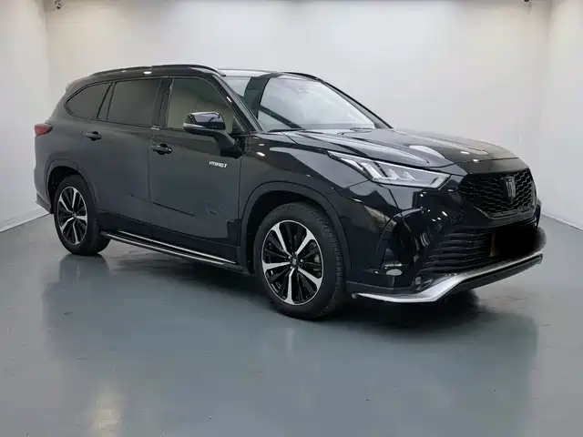 Toyota Crown Kluger 2022 2.5L HEV 4WD Premium Edition фото 3