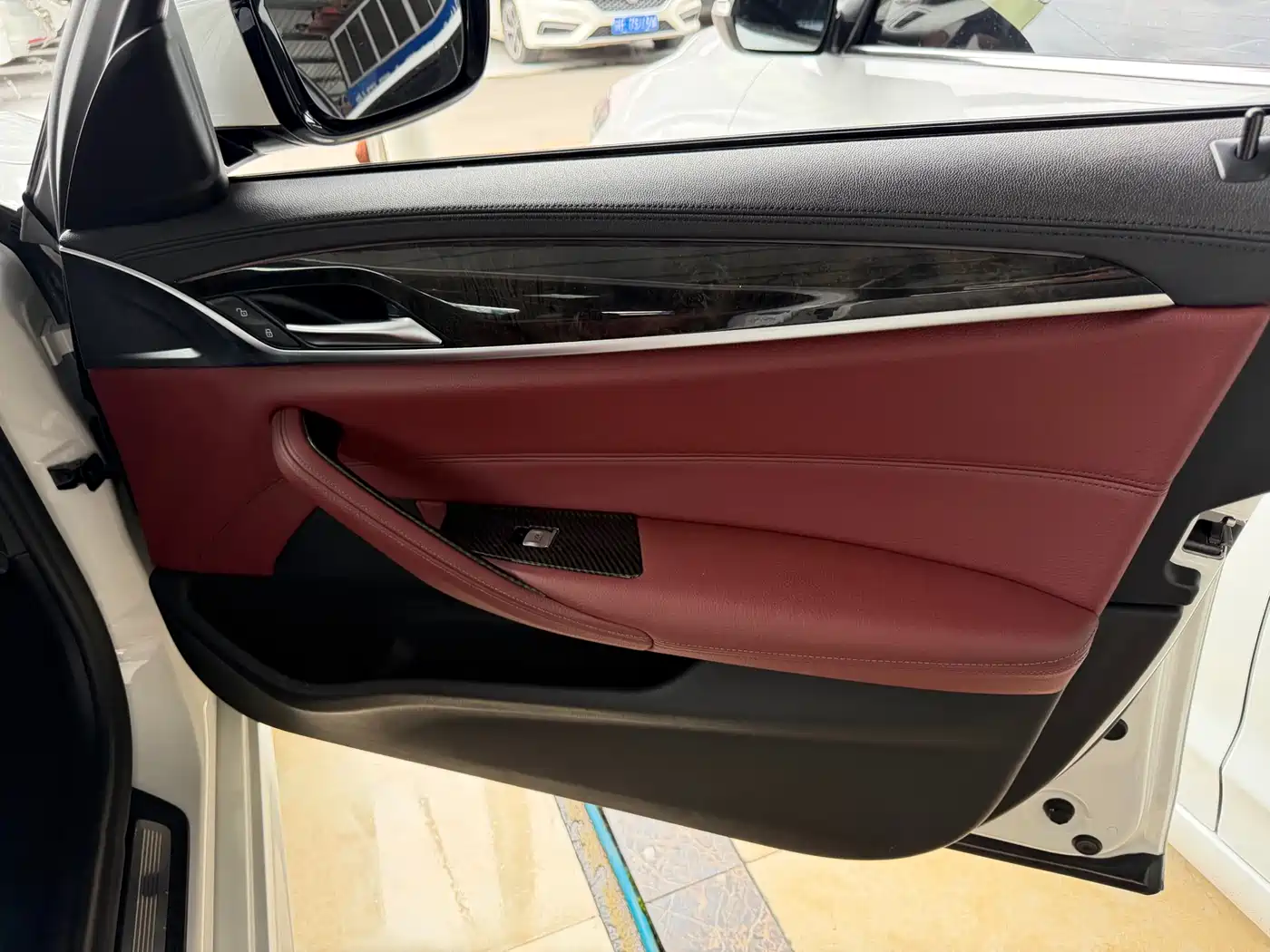 BMW 5 Series 2019 530Li Leading M Sport Package фото 11