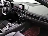 Photo 15 - Audi RS 4